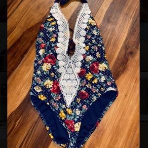 One piece swimsuit